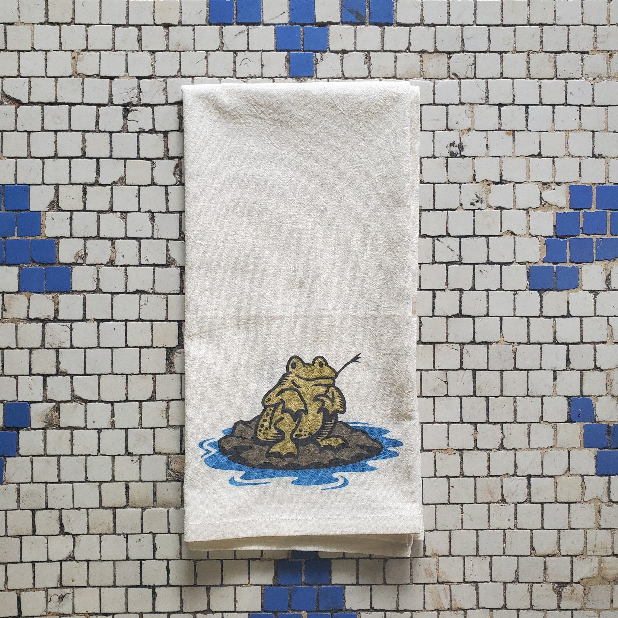 bayou-frog-tea-towel